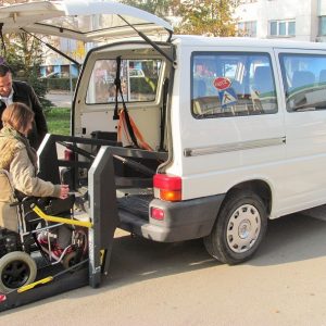 Продужено радно вријеме таксија за лица са инвалидитетом