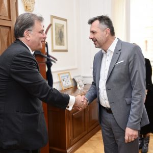 Gradonačelnik Radojičić o brojnim temama sa ambasadorom Grčke u BiH