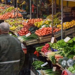 Na Gradskoj tržnici voće i povrće bez pesticida