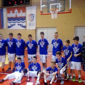 OŠ „Jovan Dučić“ i „Đura Jakšić“ pobjednici košarkaške lige osnovaca