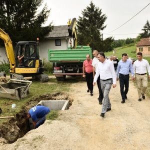 Изградња нових водовода у Шарговцу и Чесми