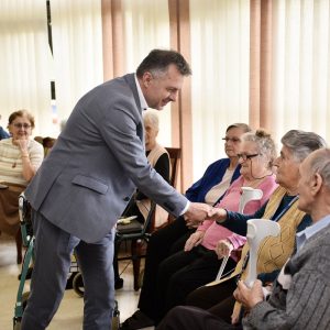Program „Zdravo starenje“: Besplatni sadržaji za 35.000 penzionera