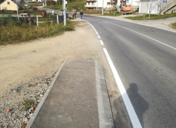  Наставиће се градња тротоара у Сарачици