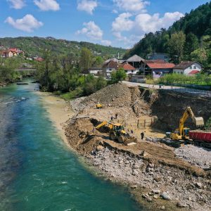 Toplice: Intenzivirani radovi na gradnji temelja novog mosta