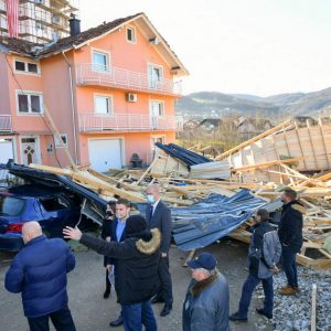 Grad Banja Luka će pomoći porodici Radanović