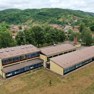 Врбања: Ускоро обнова столарије на школи „Станко Ракита“