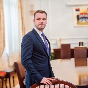 Градоначелник Станивуковић честитао Дан државности Републике Србије