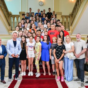 Градоначелник уприличио пријем за дјецу са Косова и Метохије