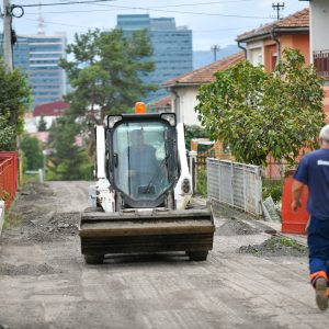 Na radost mještana: Fruškogorska ulica dobiće novi asfalt