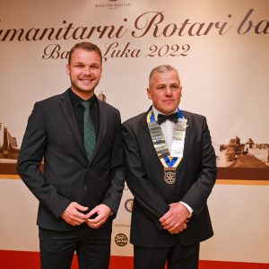 Tradicionalan događaj: Gradonačelnik prisustvovao humanitarnom Rotari balu