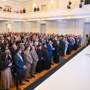 Живот на Косову и Метохији: Промоција документарног филма „Ако те се сјетим само једном“, присуствовао и градоначелник