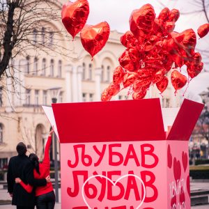 Бања Лука у знаку љубави: Градоначелник поклања пут у Париз