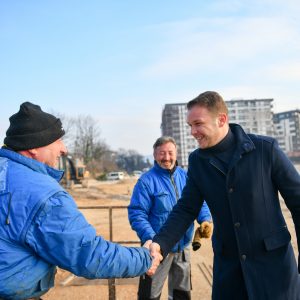 Градоначелник обишао радове: Након деценија неулагања, почели смо са потпуним уређењем Парка „Младен Стојановић“