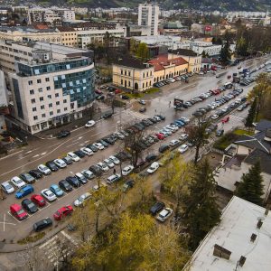 Прилагођавање паркинг зона за мање саобраћајне гужве у центру града