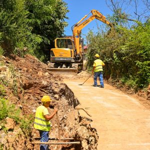 Рјешавање питања водоснабдијевања за више од 200 домаћинстава: Градоначелник обишао радове на реконструкцији система Граб
