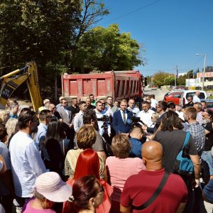 Радови у свим дијеловима града, градоначелник обишао Шарговац: У току реконструкција Суботичке улице