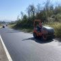 Радови на путу према Мотикама: У току постављање завршног слоја асфалта