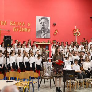 Основна школа „Бранко Ћопић“ културно-умјетничким програмом обиљежила  40 година од смрти нашег писца