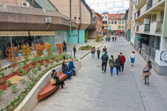 Нова пјешачка зона у Гајевој улици, градоначелник: Ово је прво новоизграђено шеталиште након више од пола вијека