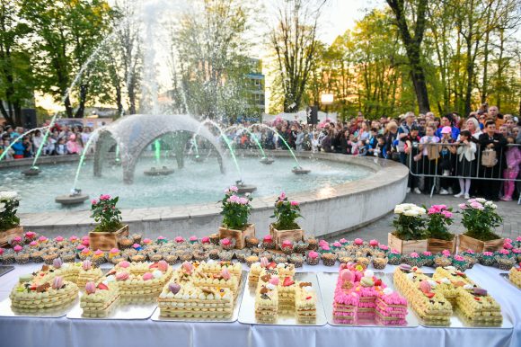 Славимо заједно: Уз велику торту и спектакуларан забавни програм Бања Лука ће обиљежити Дан града